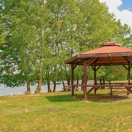 Apartamento Amazing In Dominikowo